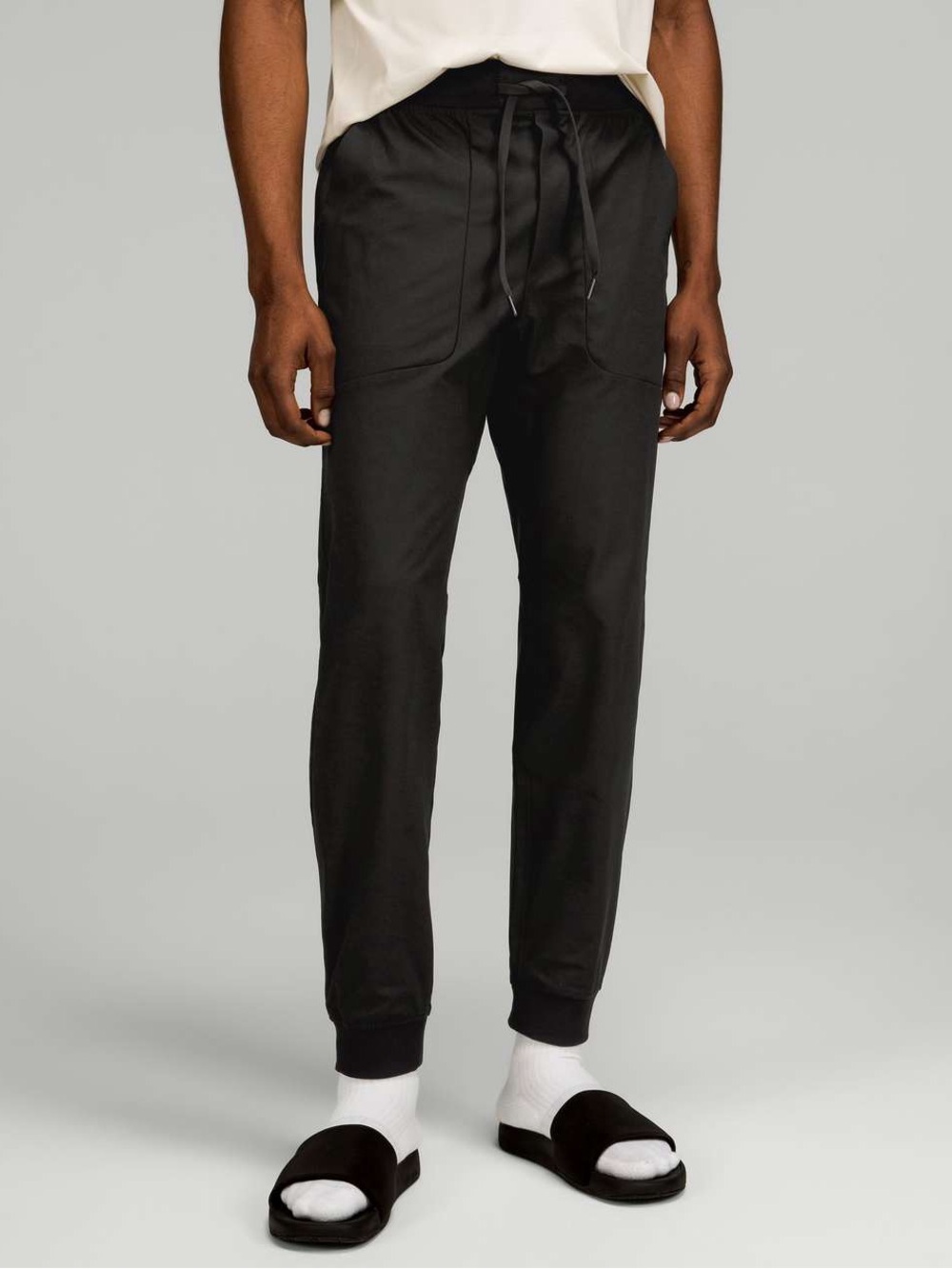 Lululemon Warpstreme Joggers in Black Chicago Blackhawks